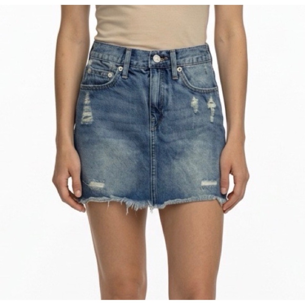 Gap 1969 Womens‎ Distressed Denim Mini Skirt Medium Wash Raw Hem 24R Cotton